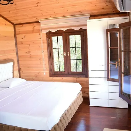 Zahi Bungalov Villa *