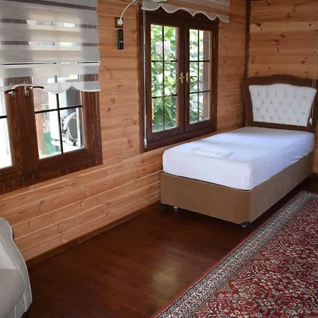 Zahi Bungalov
